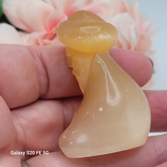 Vintage Russian Selenite Stone Carved Figurine Sitting Man Folk Art 2" - Picture 5 of 9